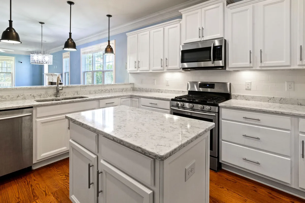Filth & Squalor Cleanup in Island Walk, FL